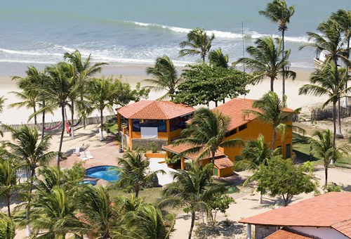 Clube Dos Ventos Icaraizinho piscina y restaurante